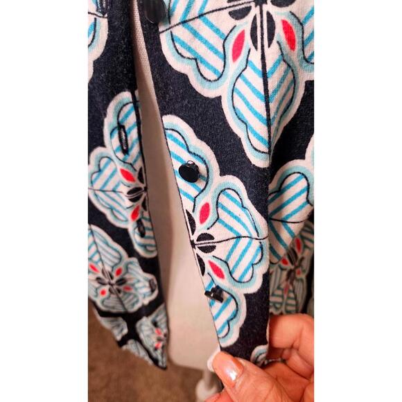 Crown & Ivy Navy Floral Patterned Cotton Blend Cardigan Sweater Size L - Picture 3 of 8